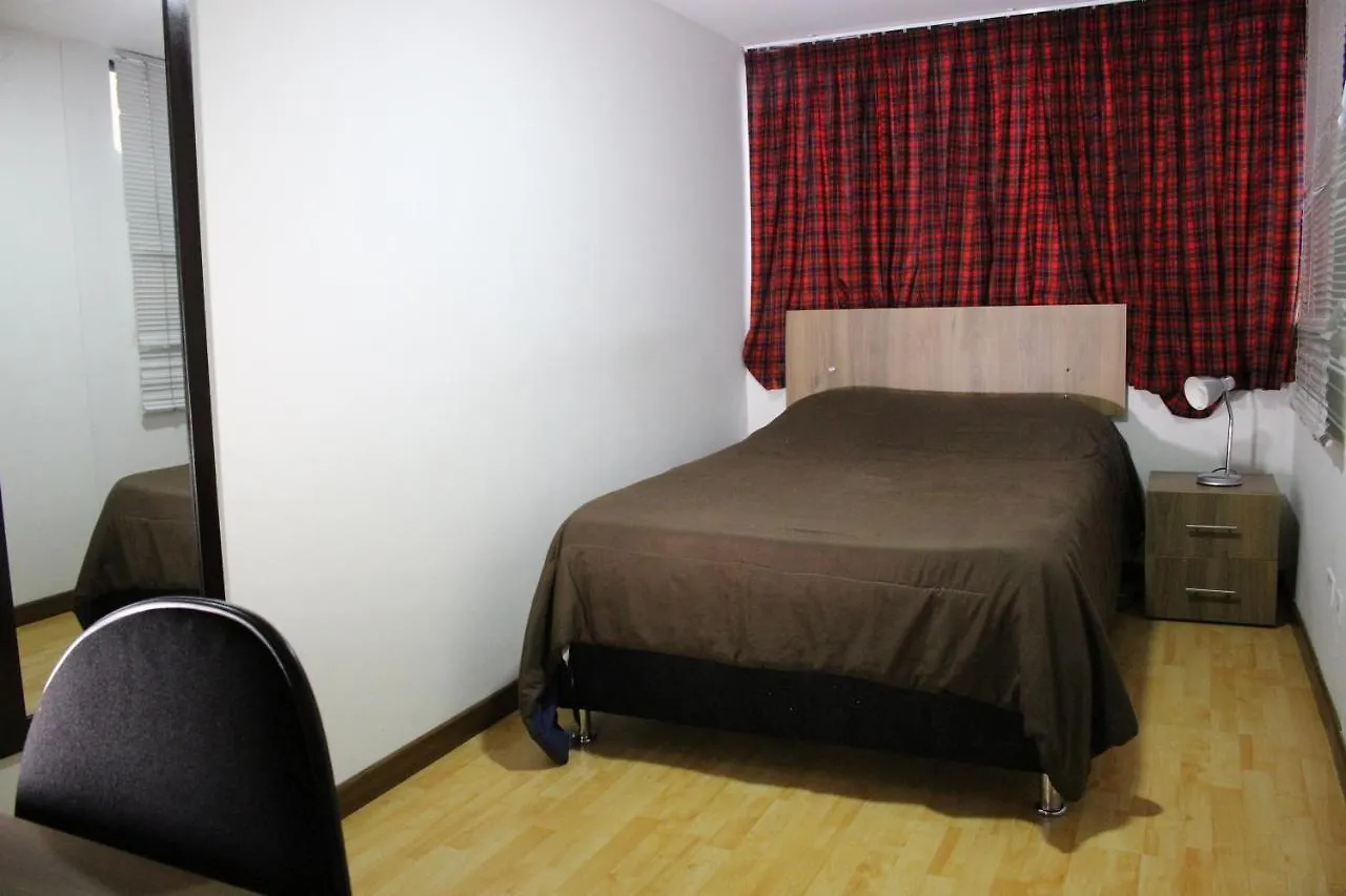 Hospedaje Sary House Bogotá 3*,  Colômbia
